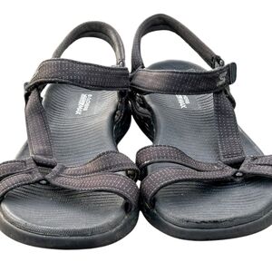 Sketchers GOGA MAX Black Sport Sandals with Adjustable Straps and Cushioned Sole